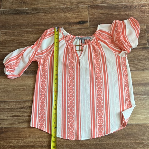 ABSOLUTELY FAMOUS TRIBAL PRINT TUNIC/BLOUSE ……..212 - Picture 7 of 9